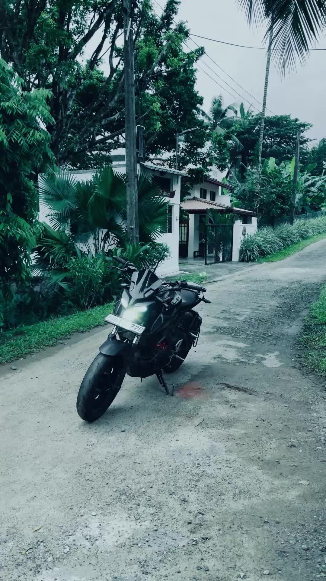 @JustBadboy🥀...