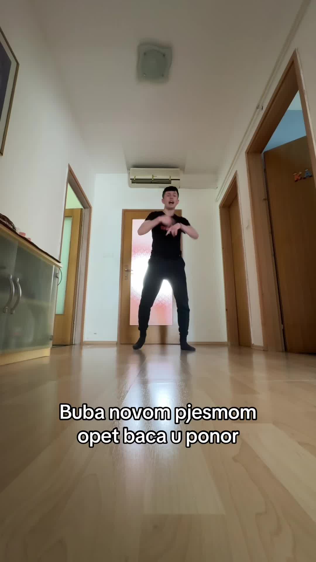 @sele_roki