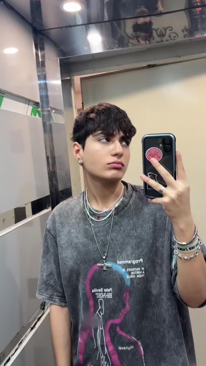 @Ela