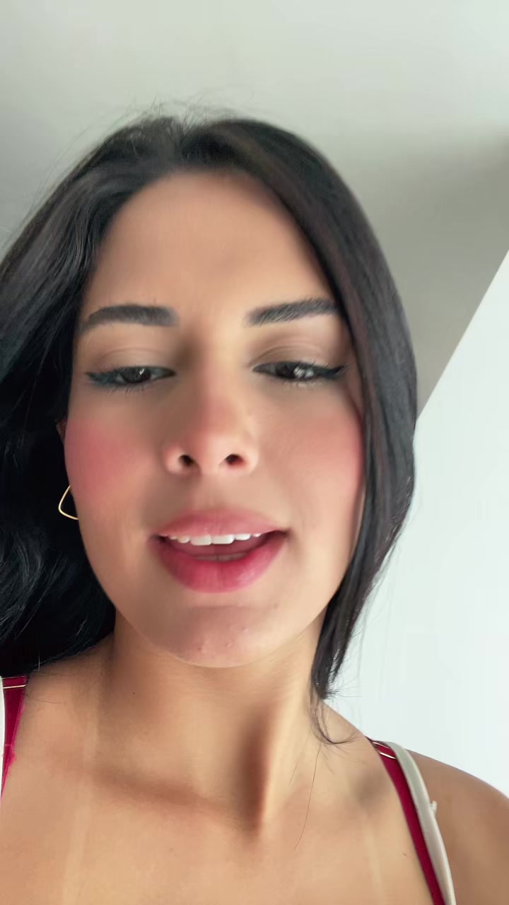 @Adriana alves
