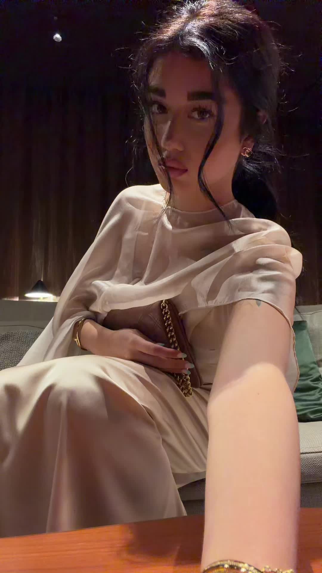 @Karin