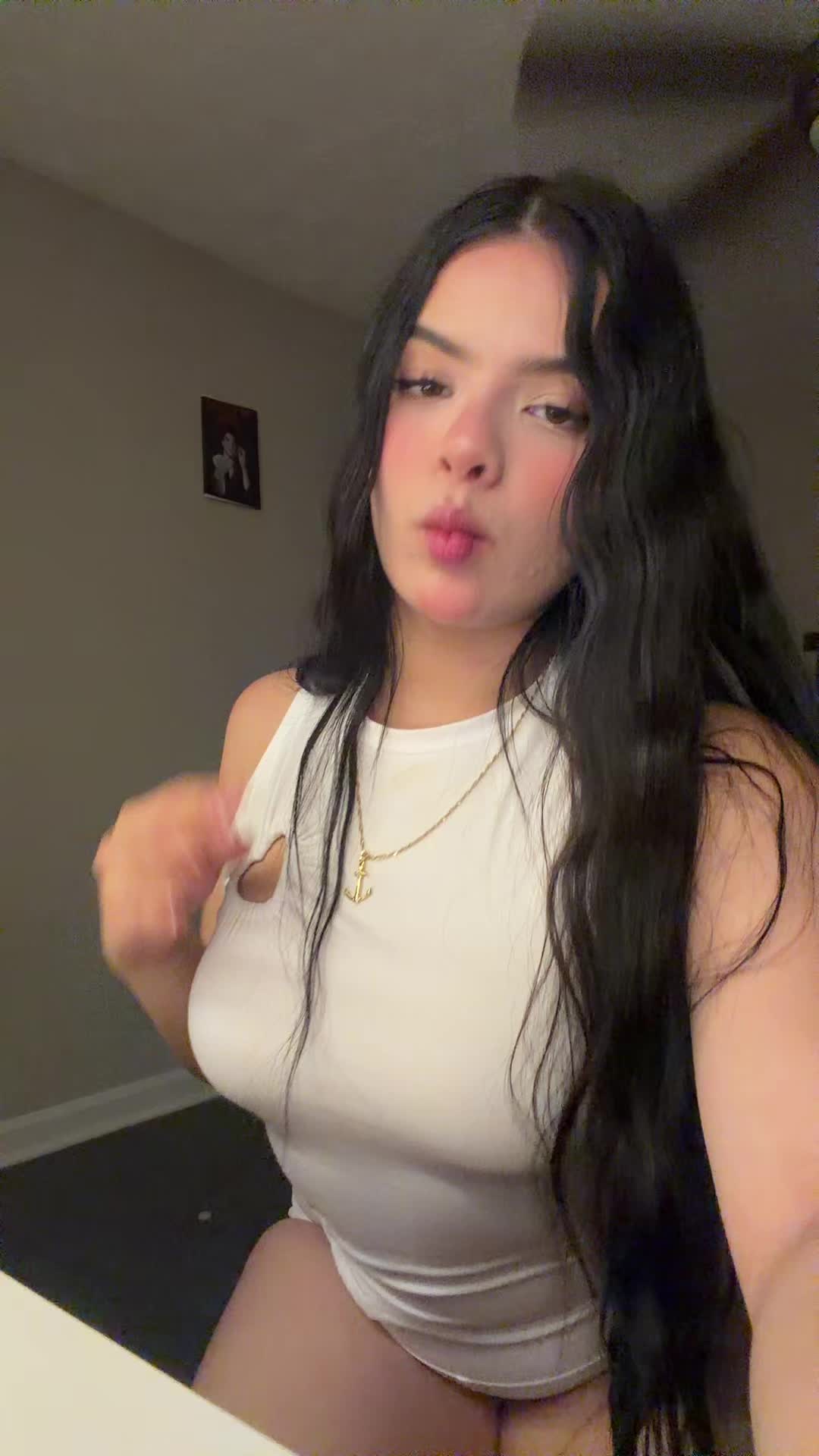 @Issa🥥🤍