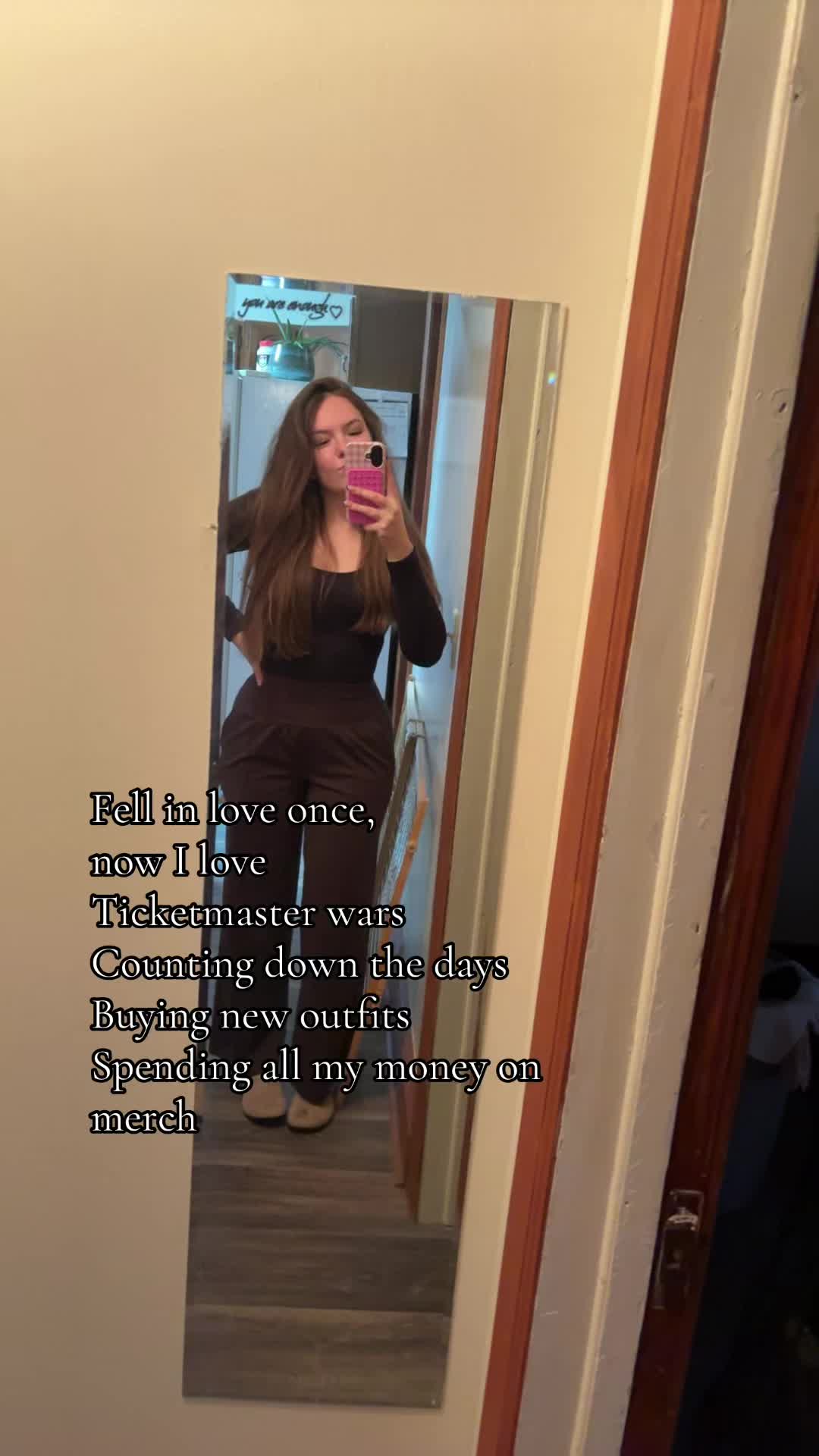 @Ava