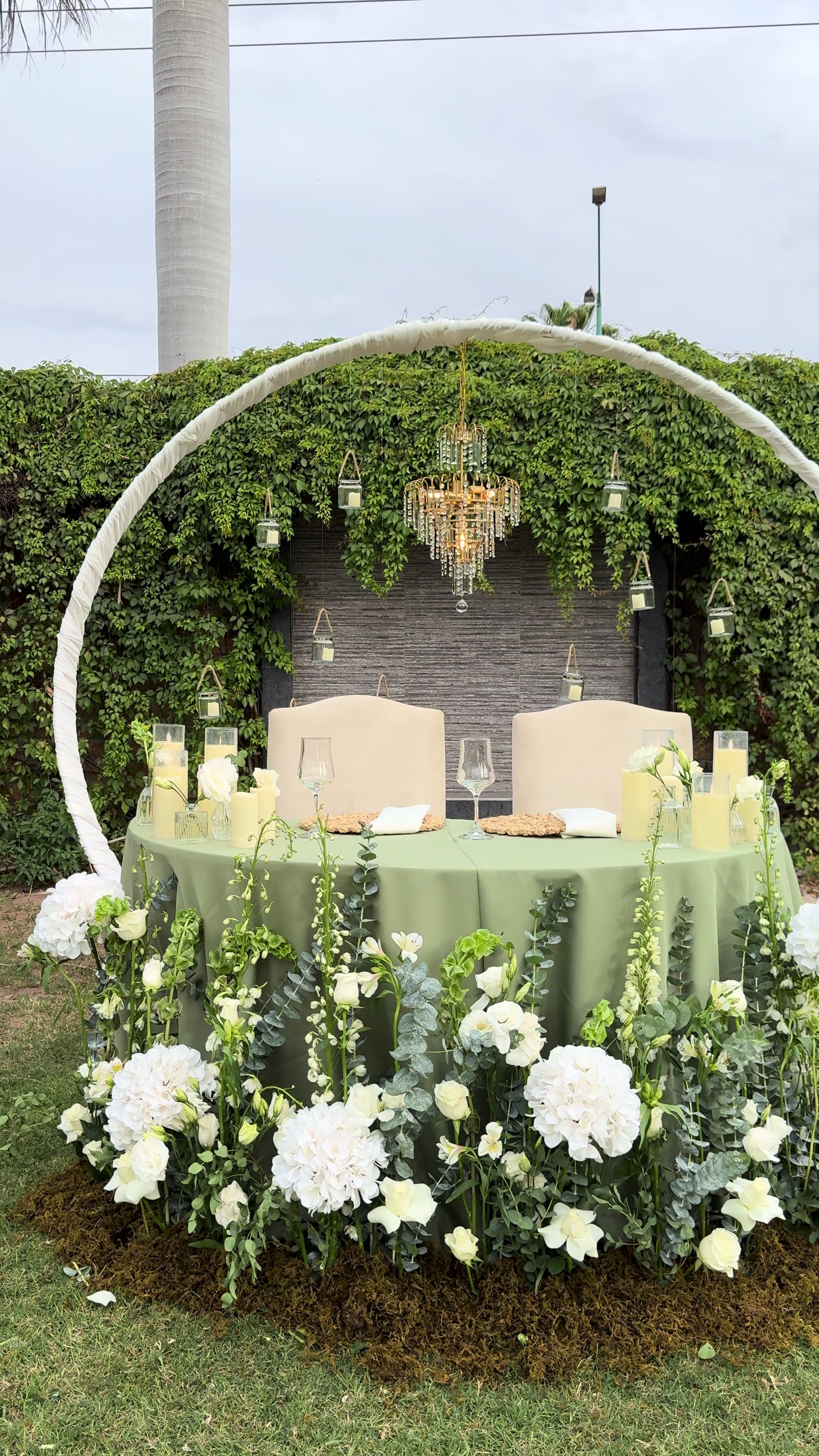 @LuisNdesign_eventsandflowers