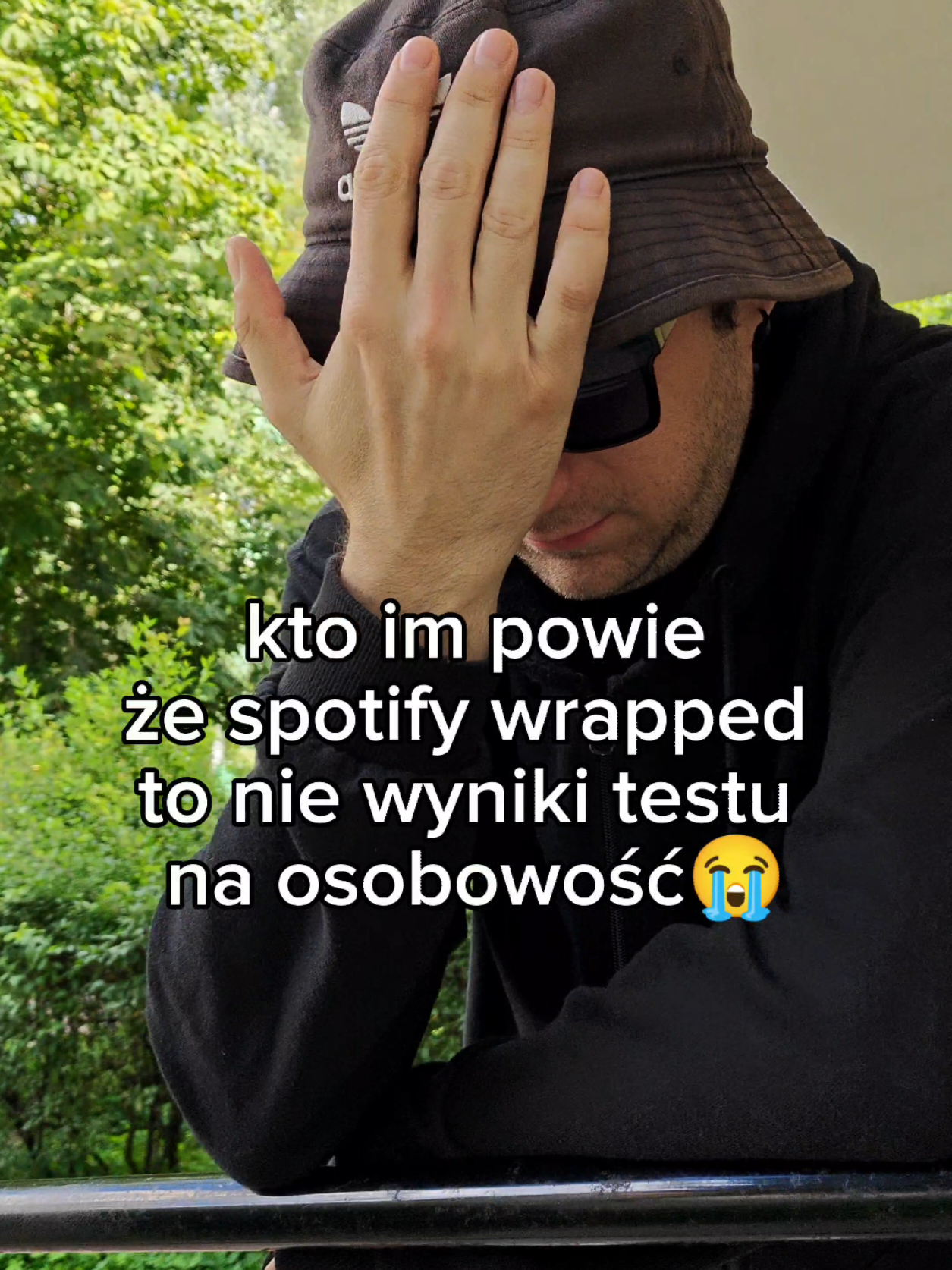 @fioletowy