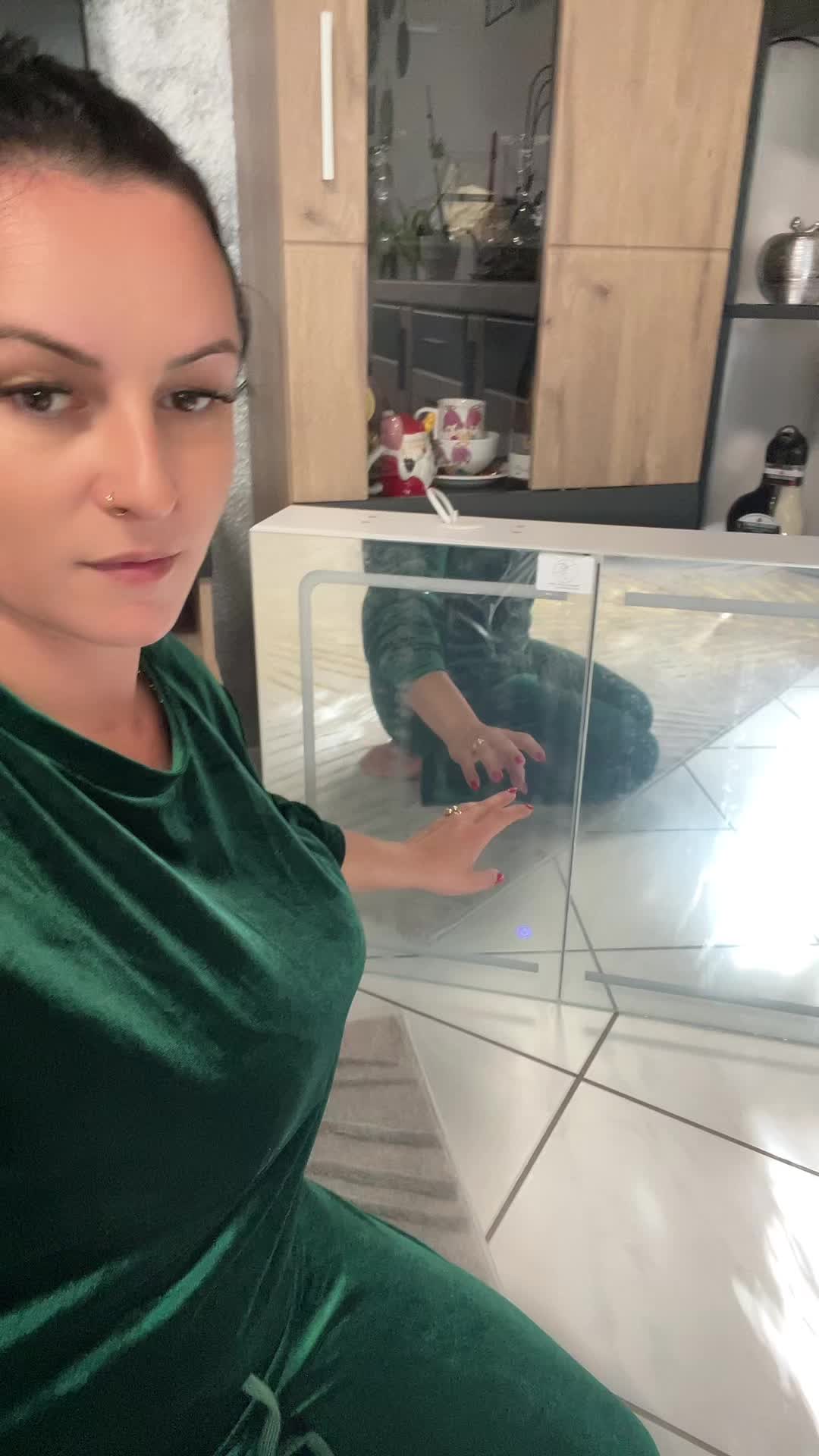 @AnaMaria