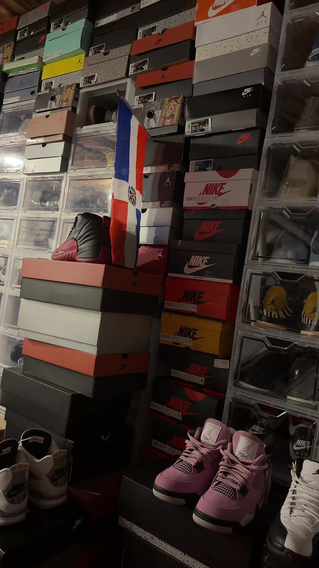 @sneakersundaii