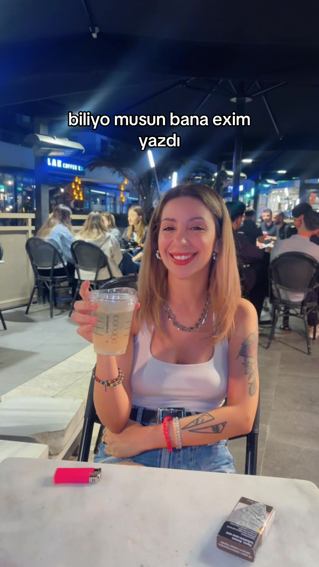 @sadecejuli