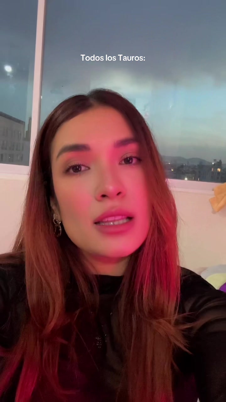 @Paola Peña👑🐝