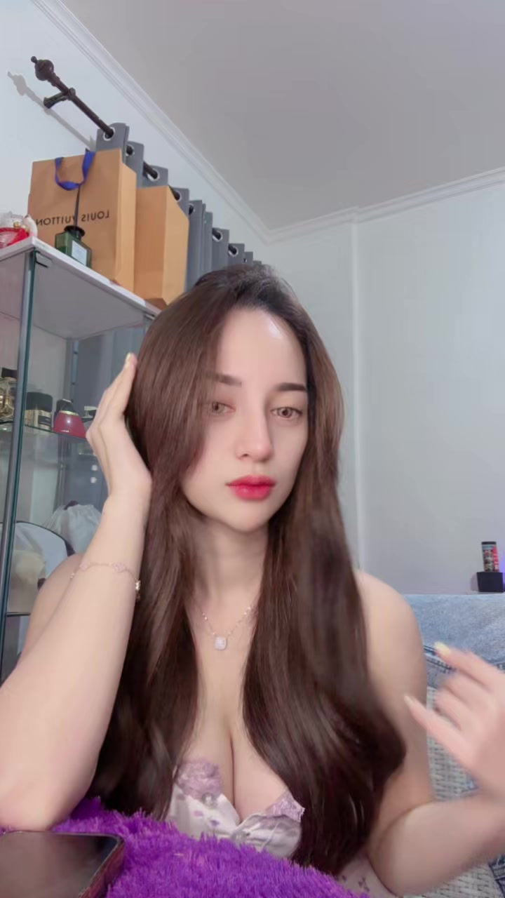 @rebeccaaaaaaaaaa22