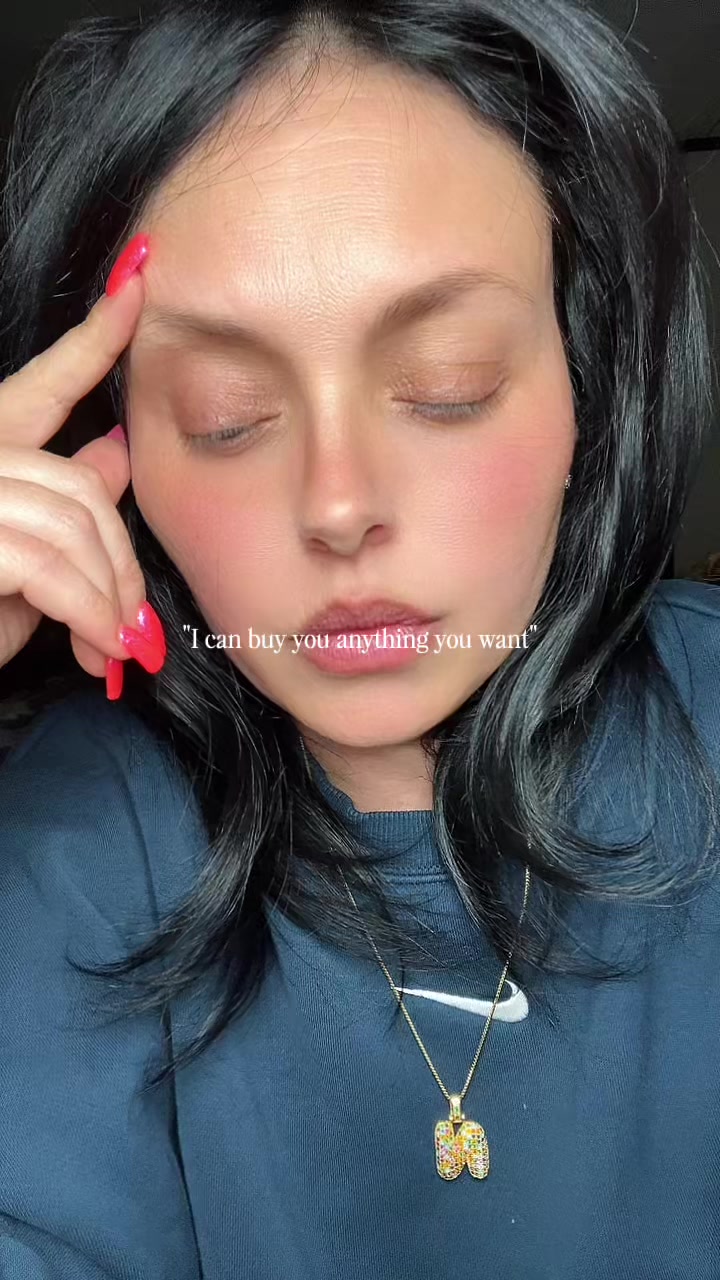 @Nikki Lee 🖤