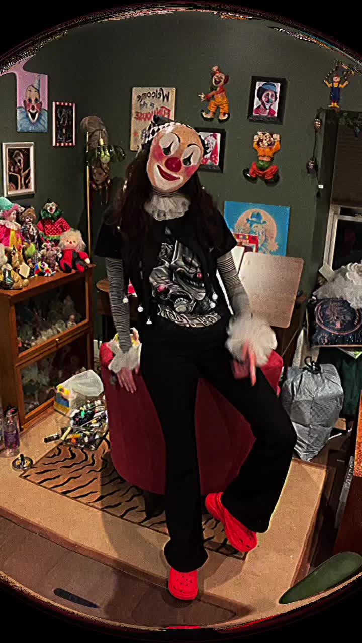 @clownlady