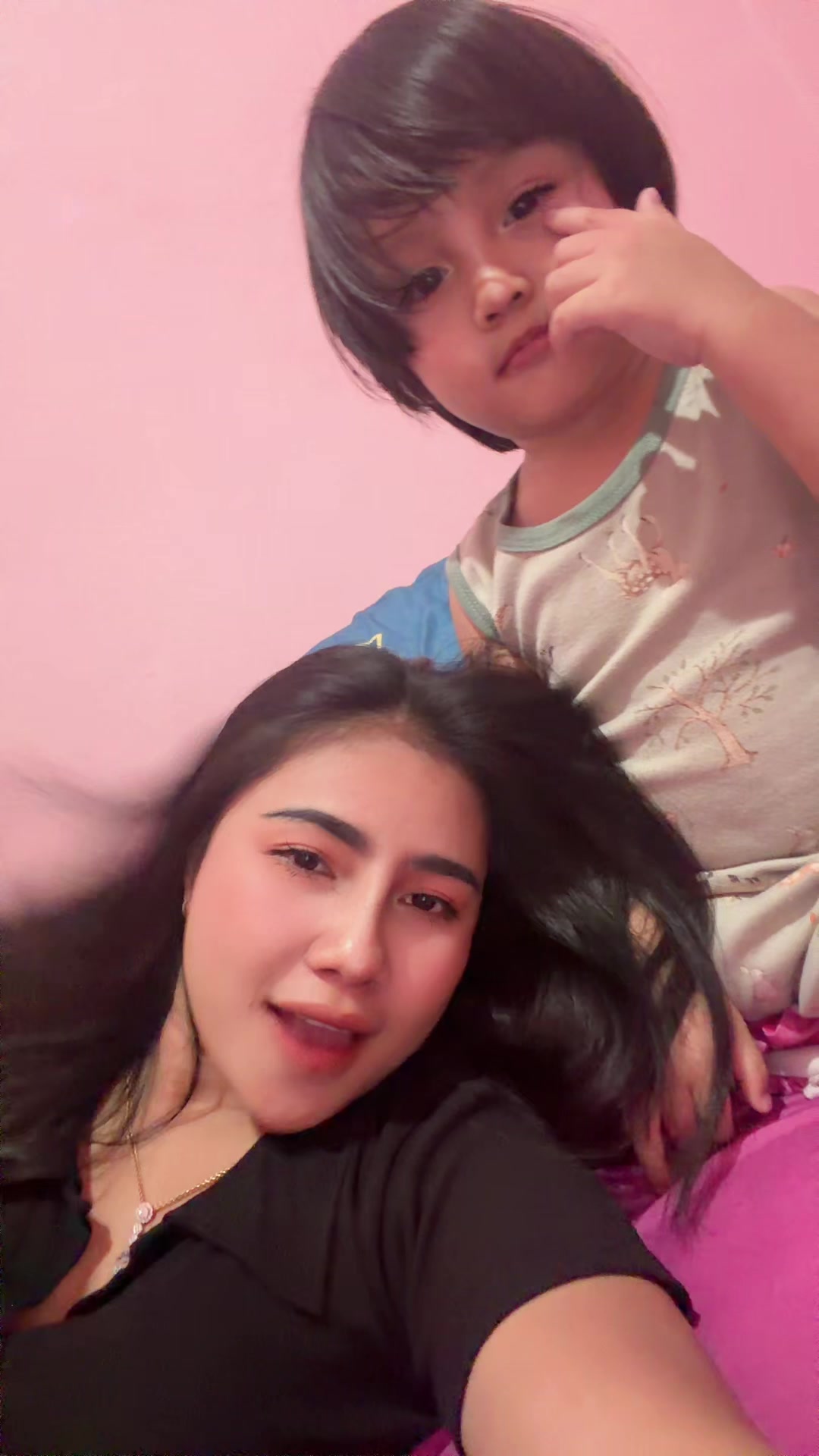 @Arifachynti