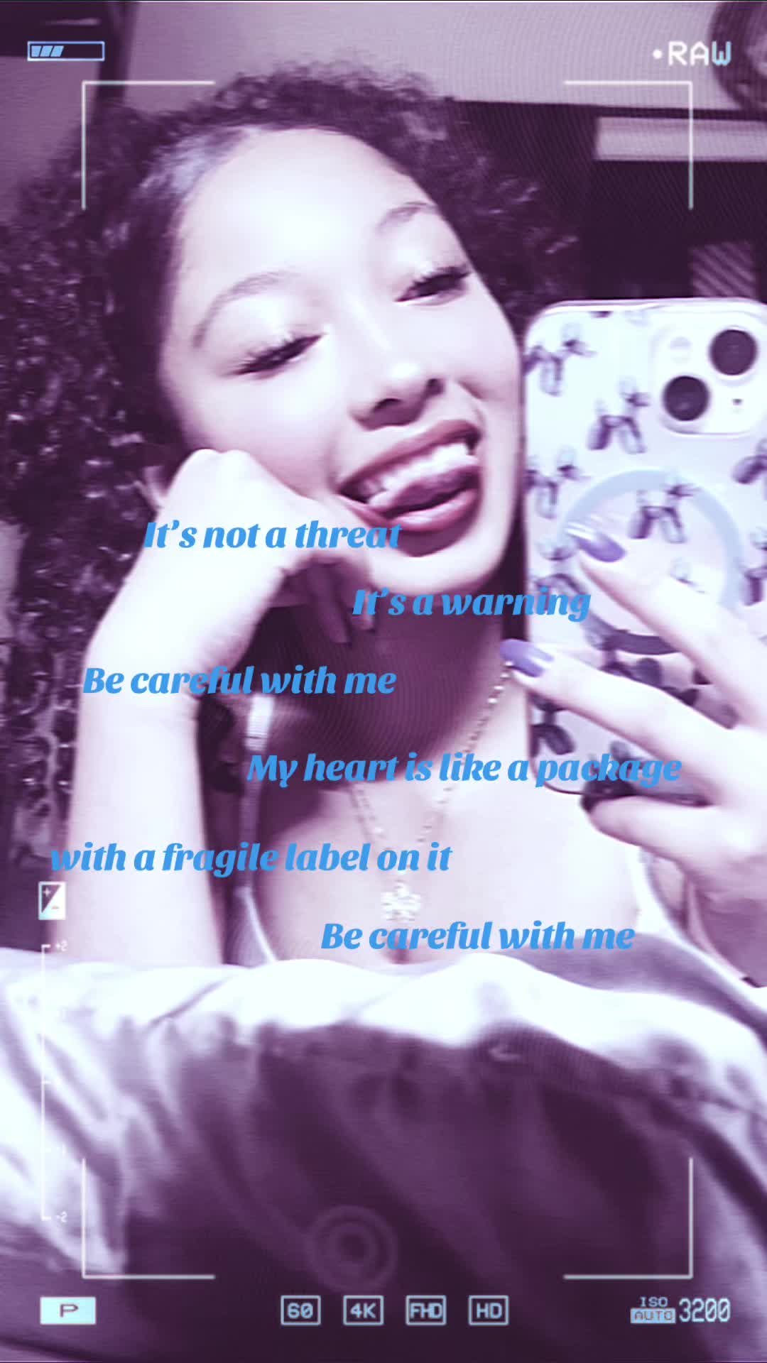 @twin_itsmariah