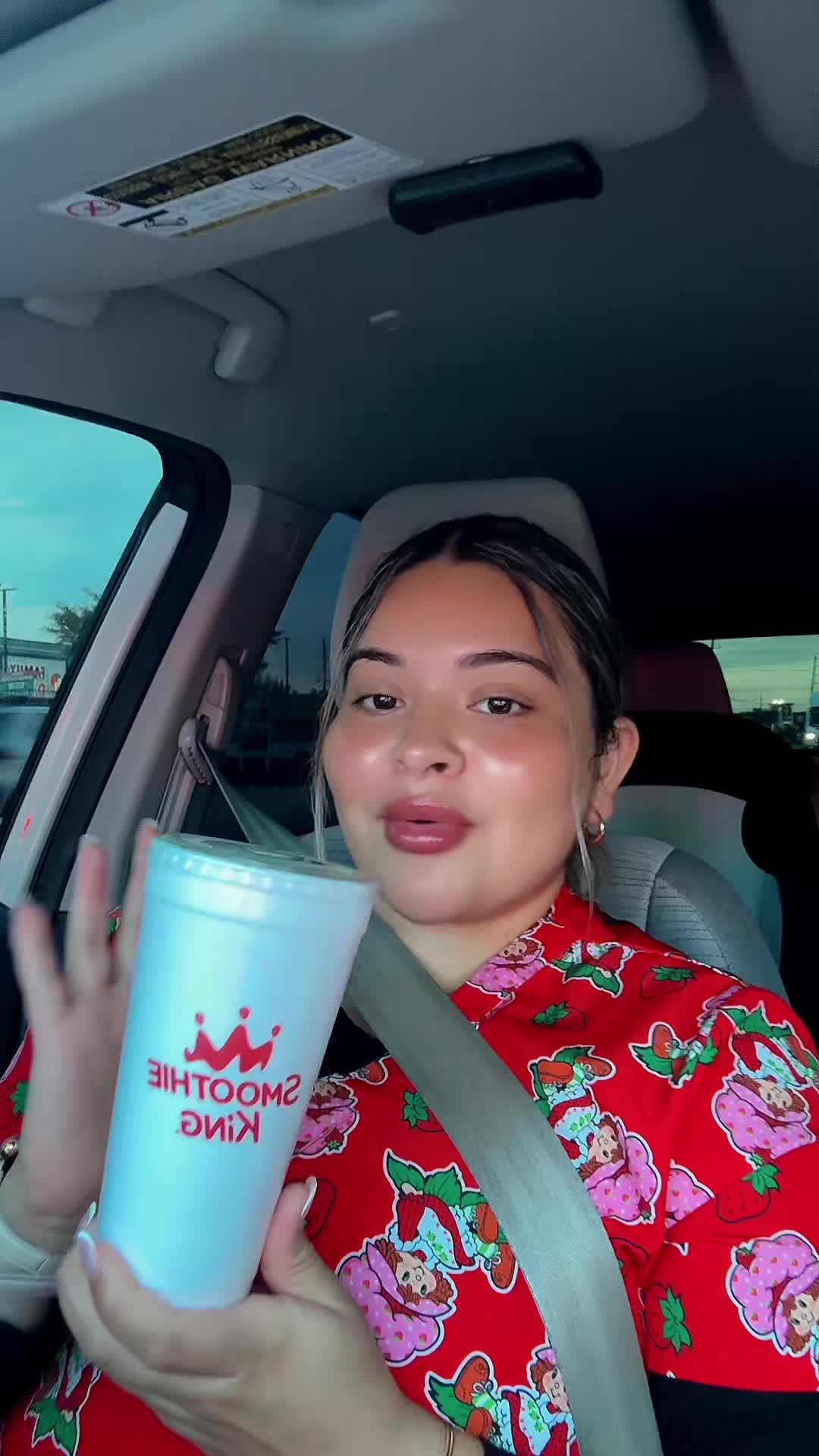 @elizabethyanira