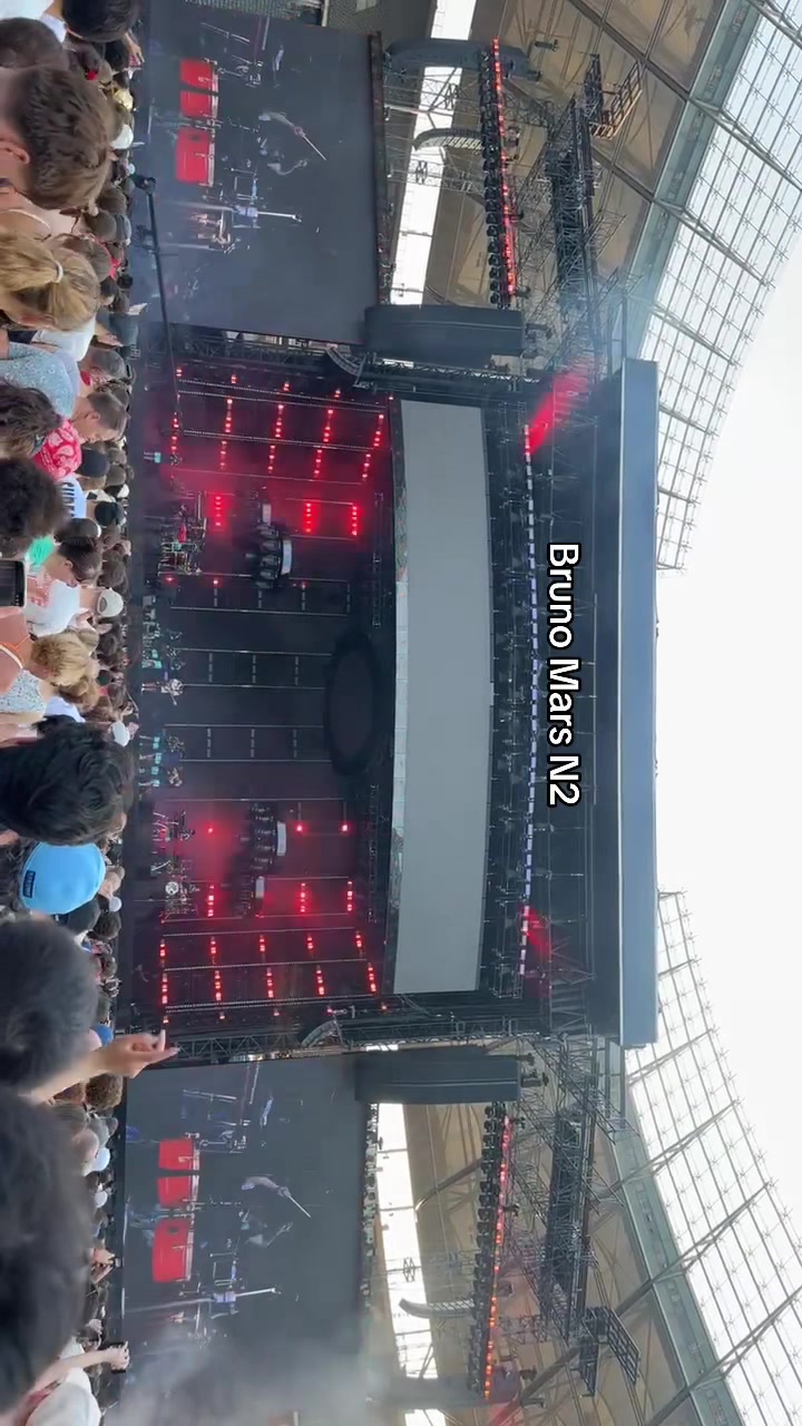 @kittyyomi 🧸