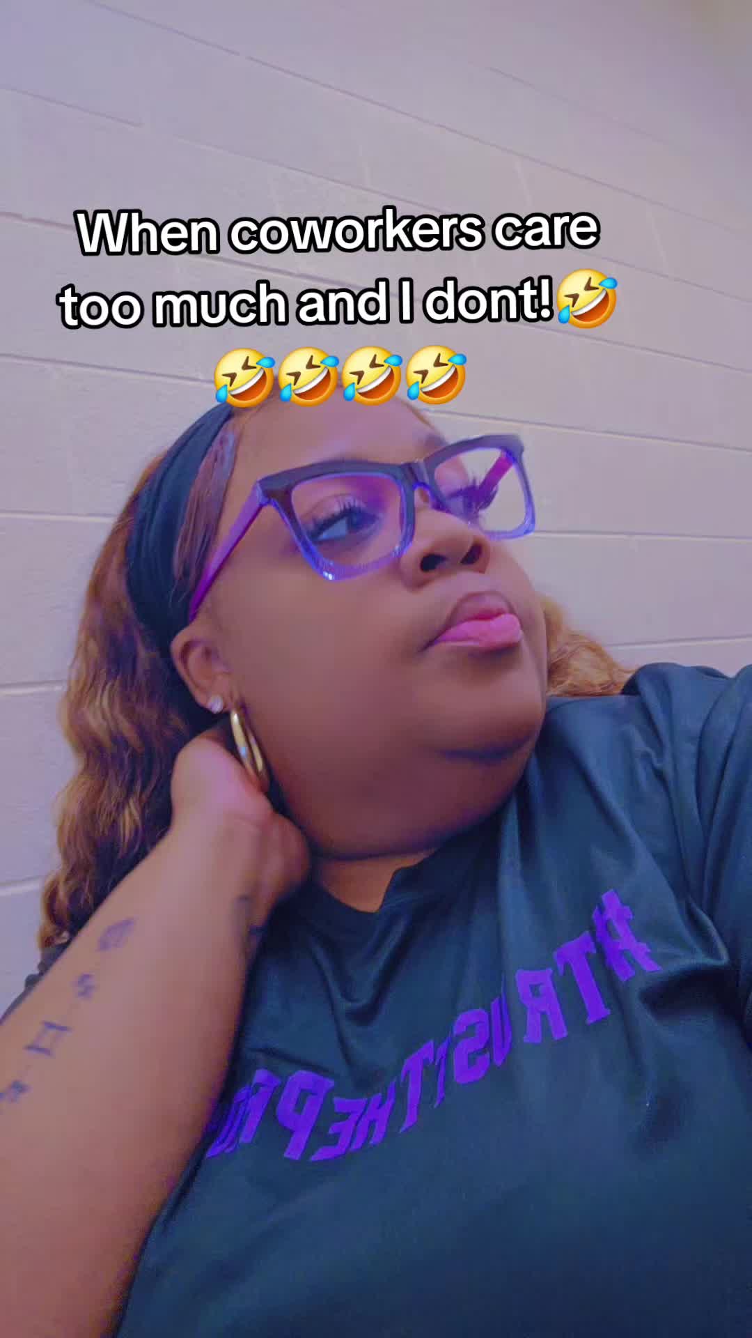 @Moni Love💜