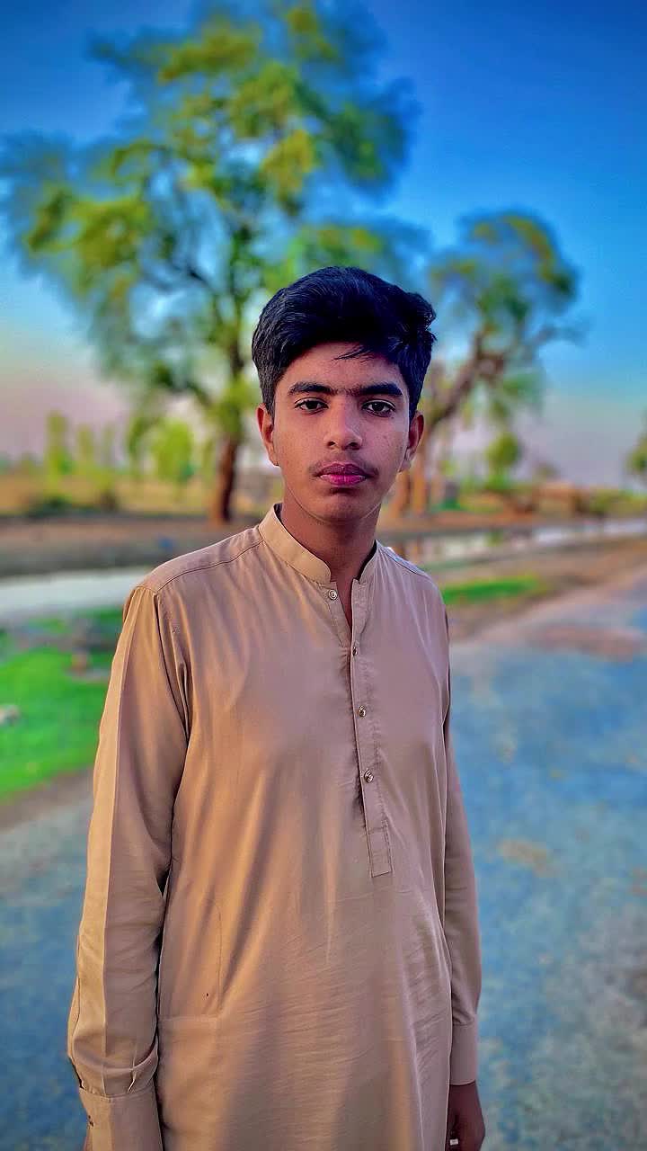 @lovely rajpoot😎