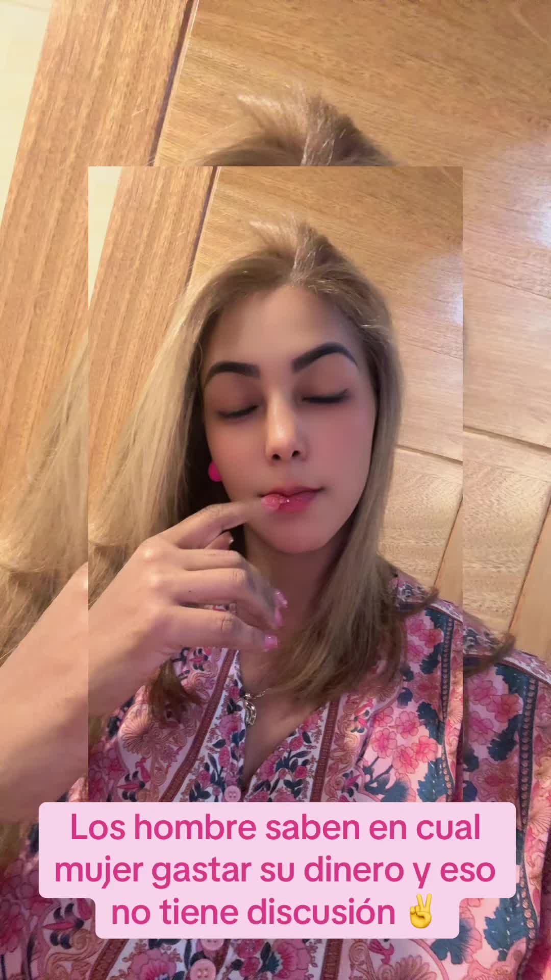 @Adelinaunika