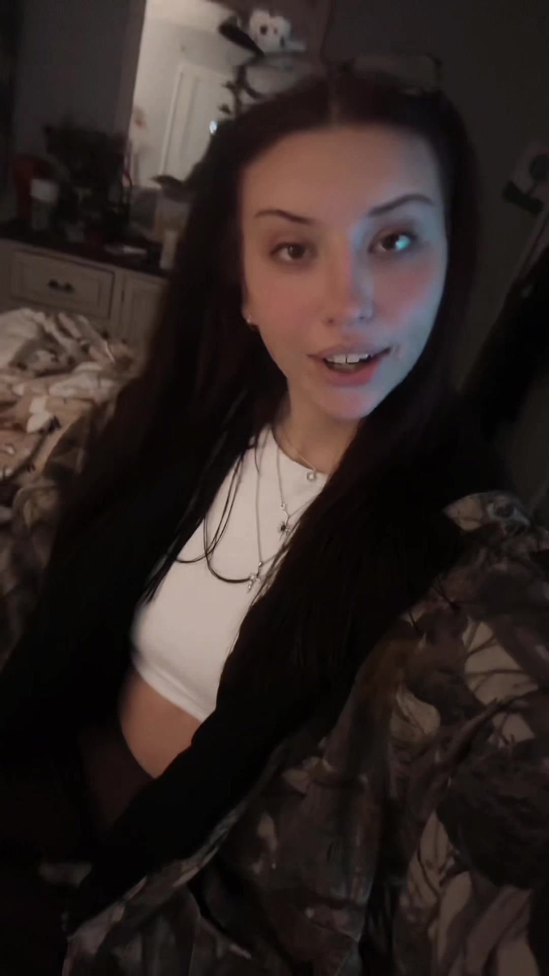 @bella🖤
