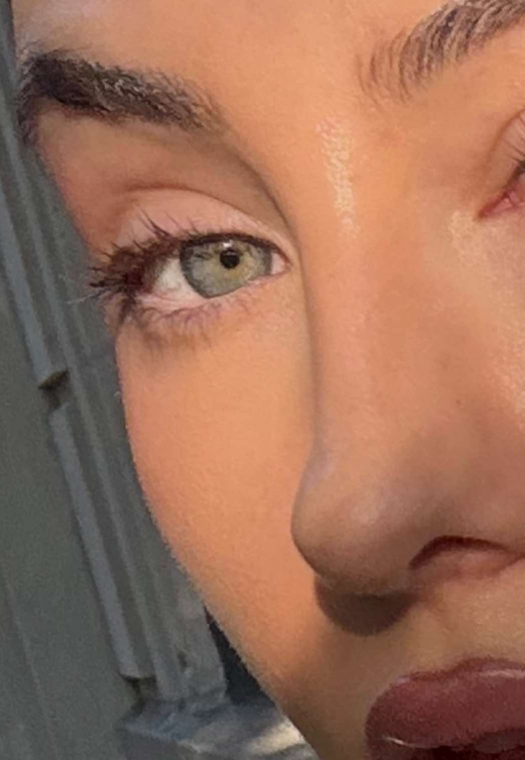 @maudelena_