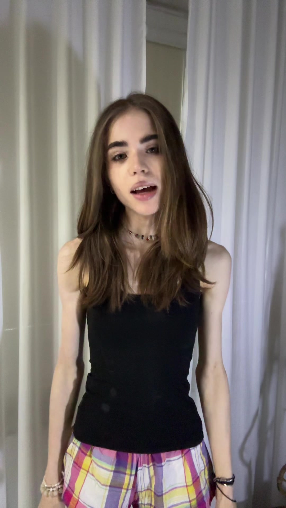 @lolа