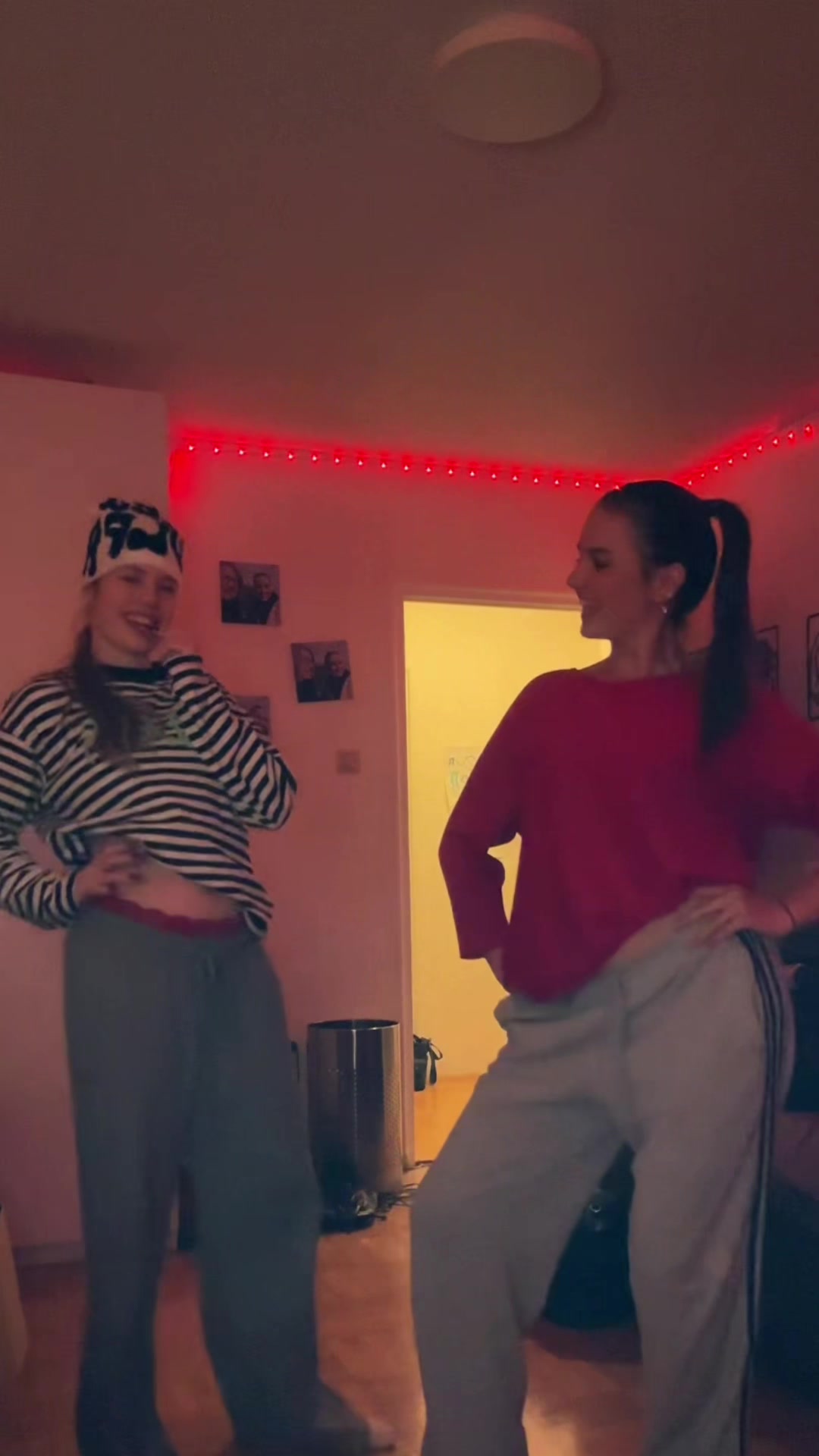 @myrisandrina