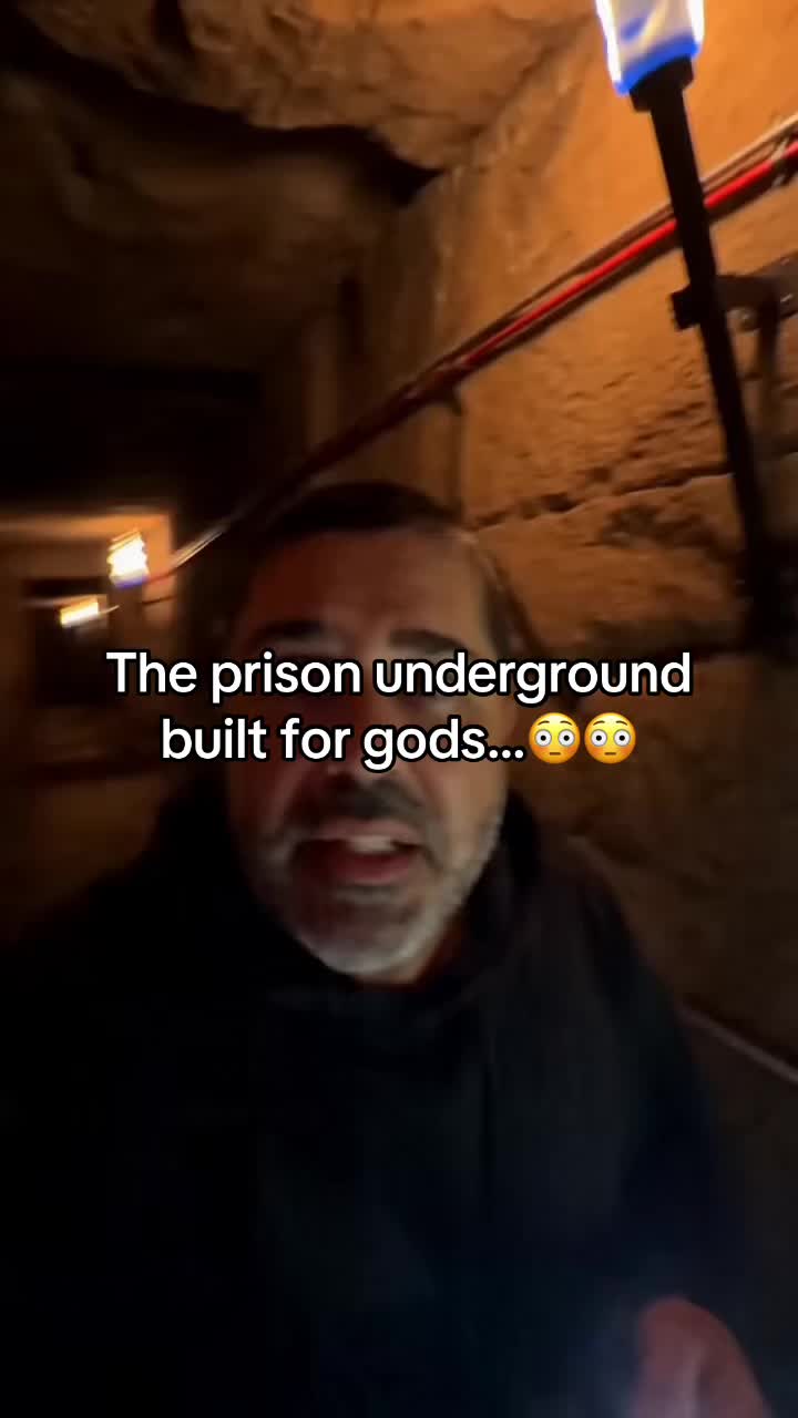 @Mystery AI Man
