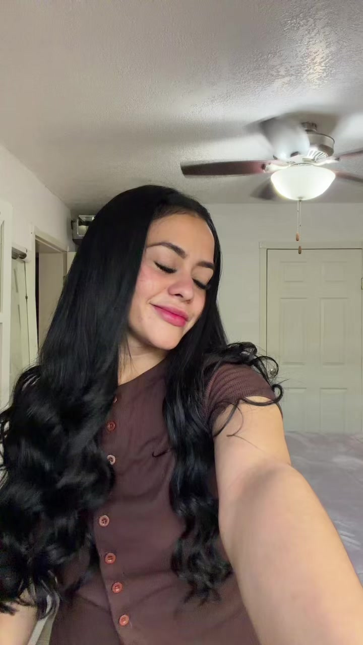 @𝐋𝐞𝐬𝐥𝐢𝐞🌸