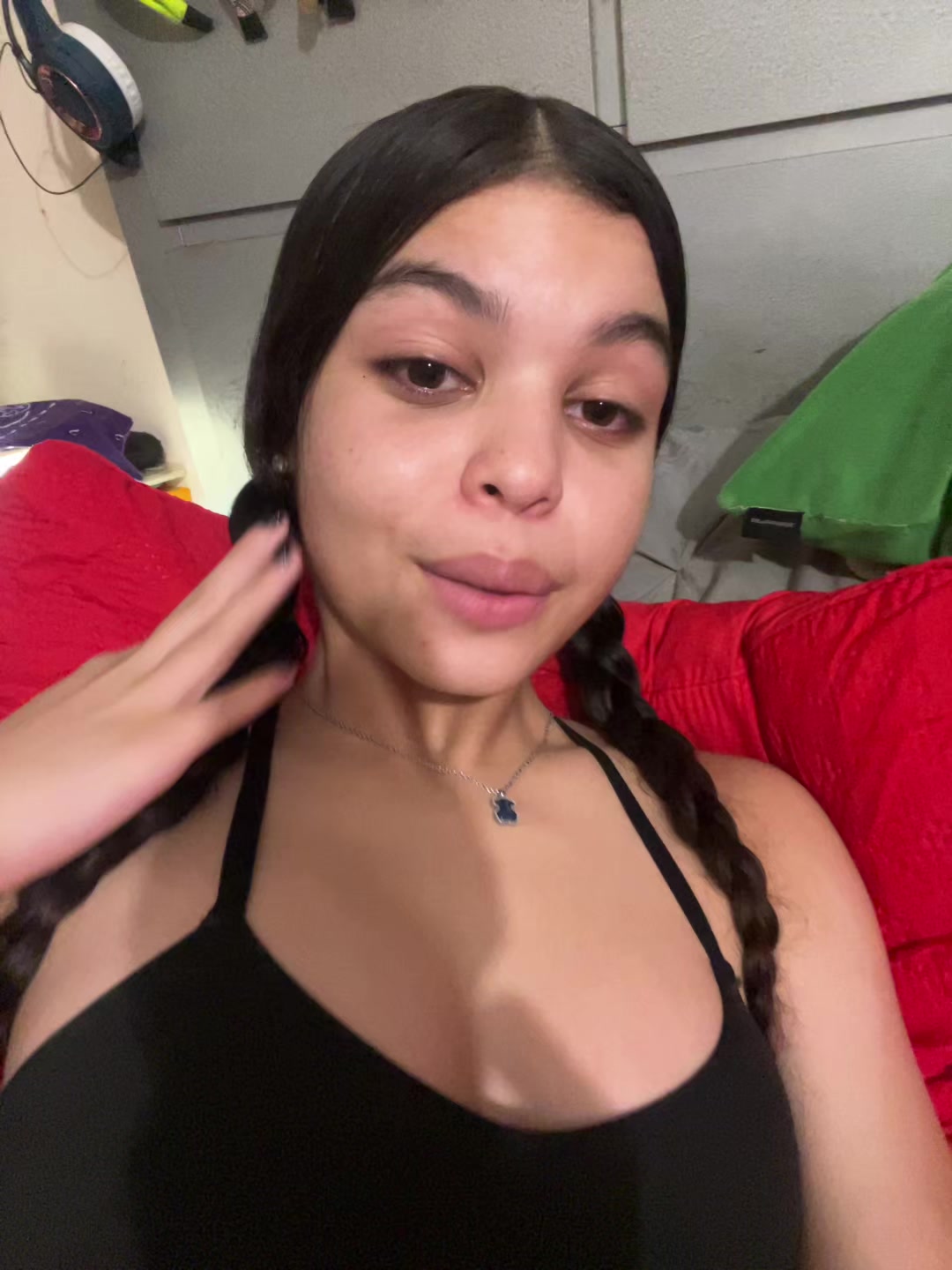 @👧🏻