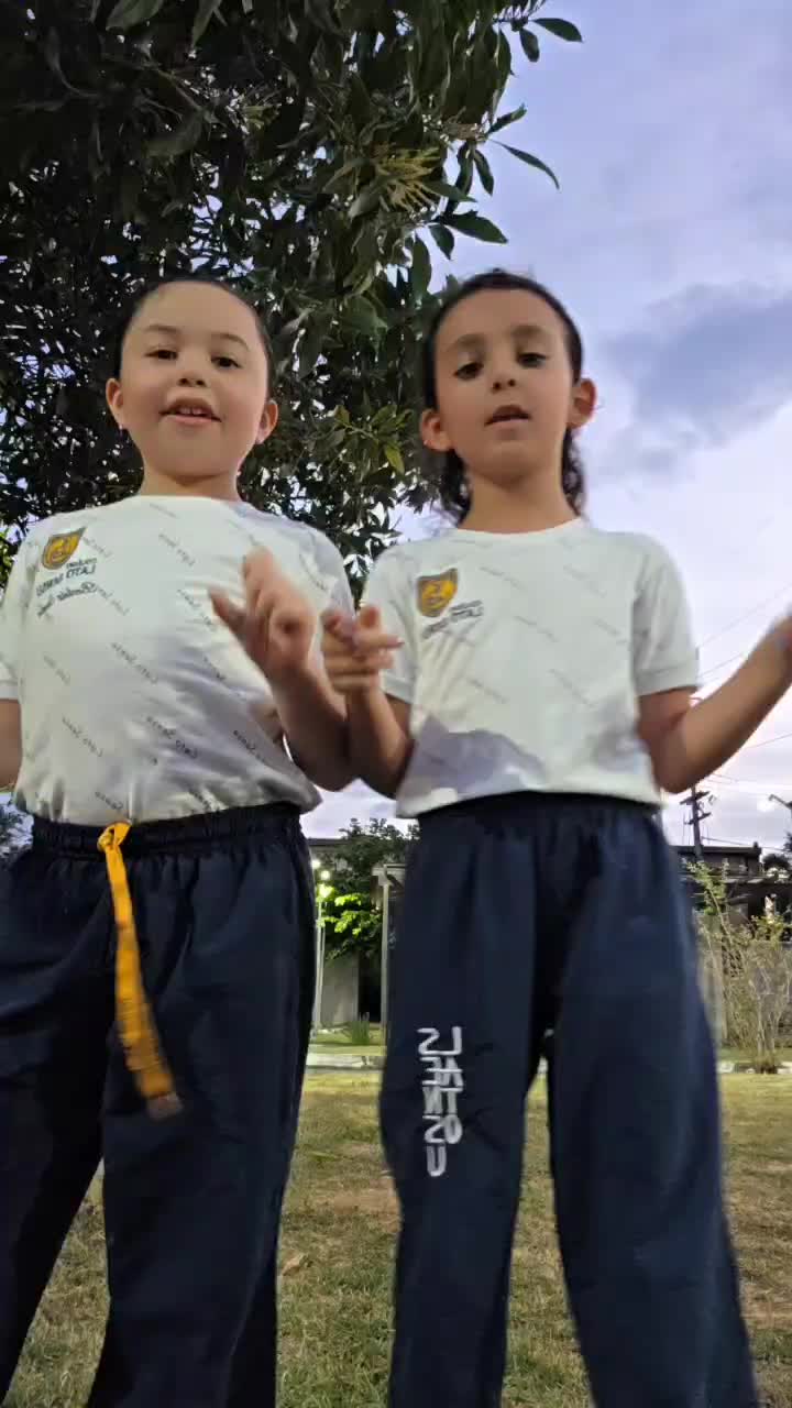 @Fam&iacute;lia Tavares Sim&otilde;es