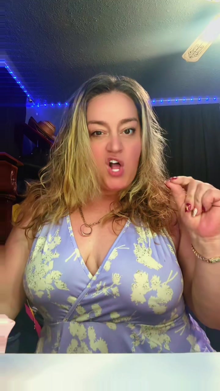 @Tiffup1