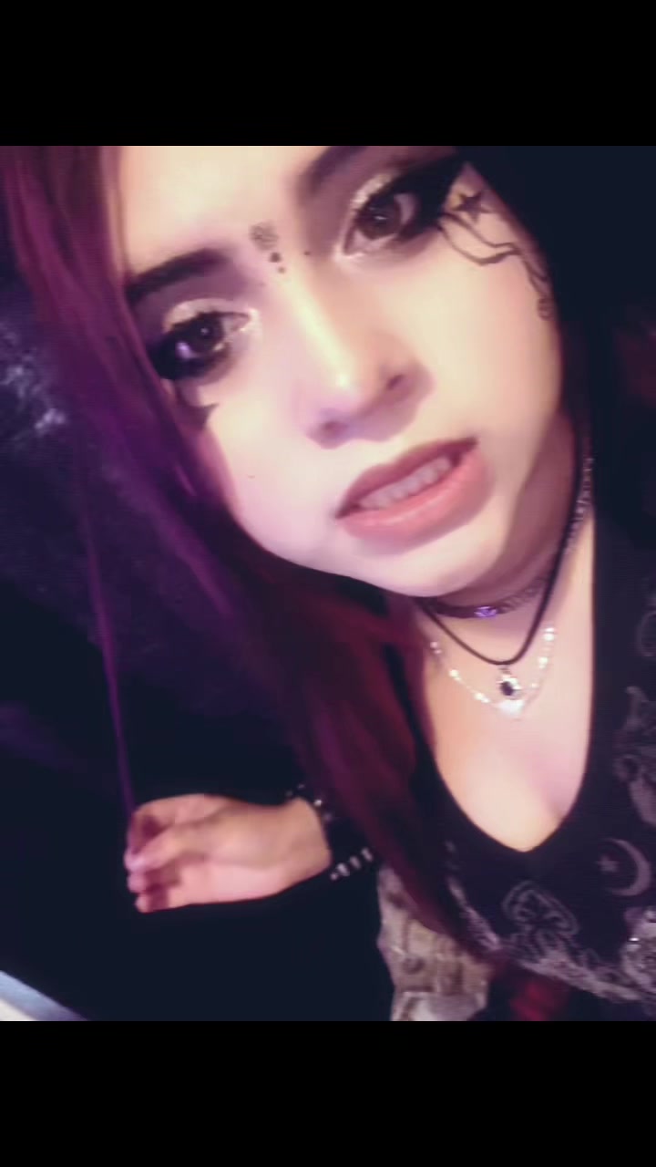 @𖣂︎