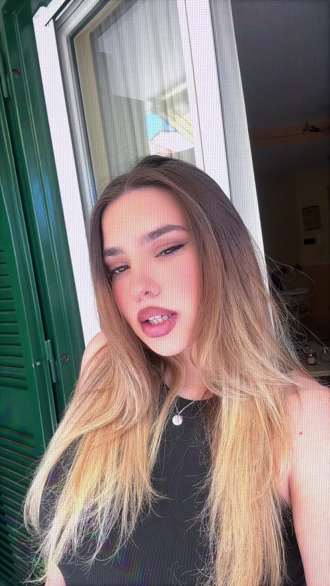 @♡︎𝐌♡︎