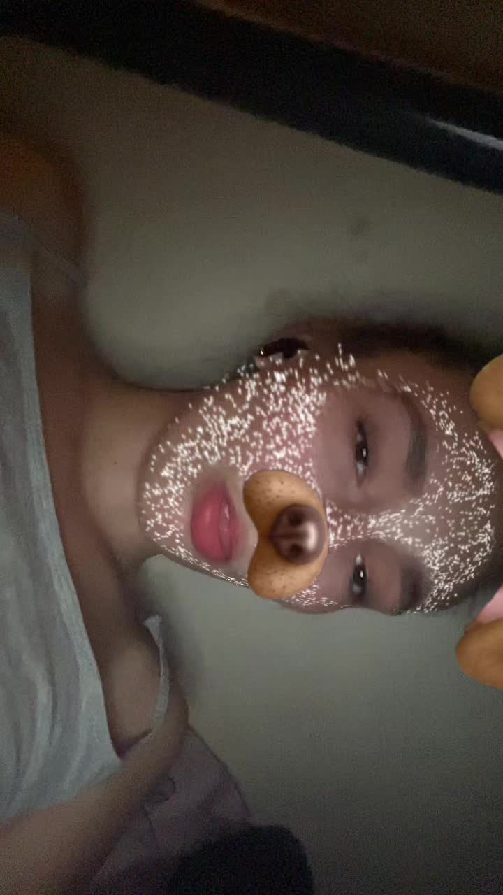 @Ella