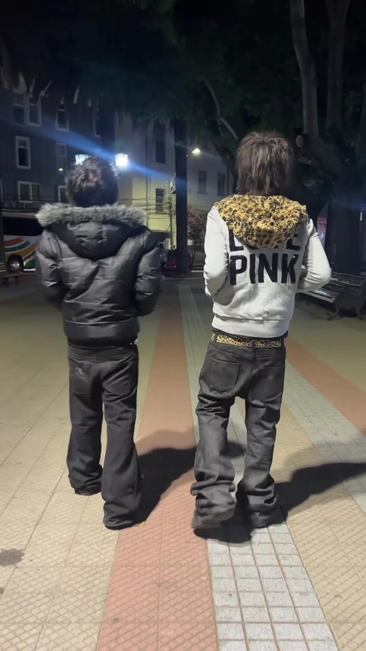 @alwxs ひ