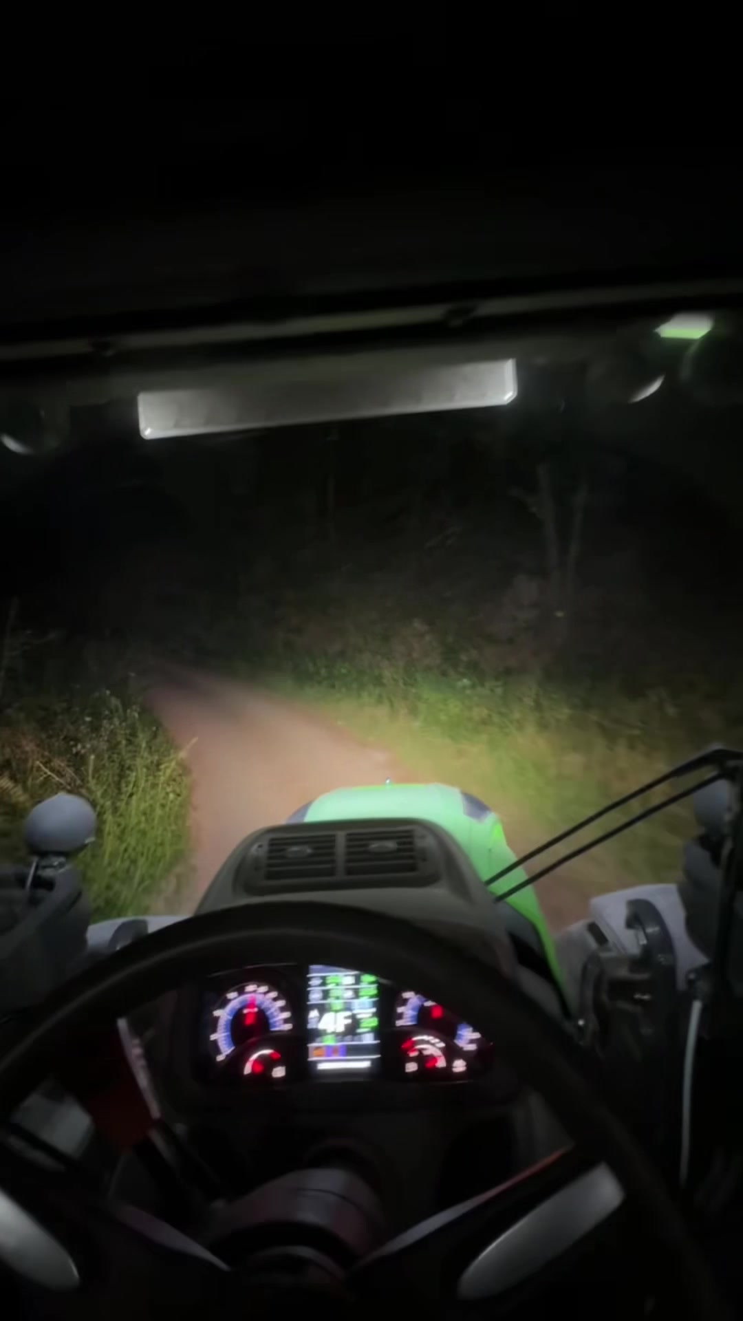 @Deutzfahrerlukas🚜🌾👨🌾
