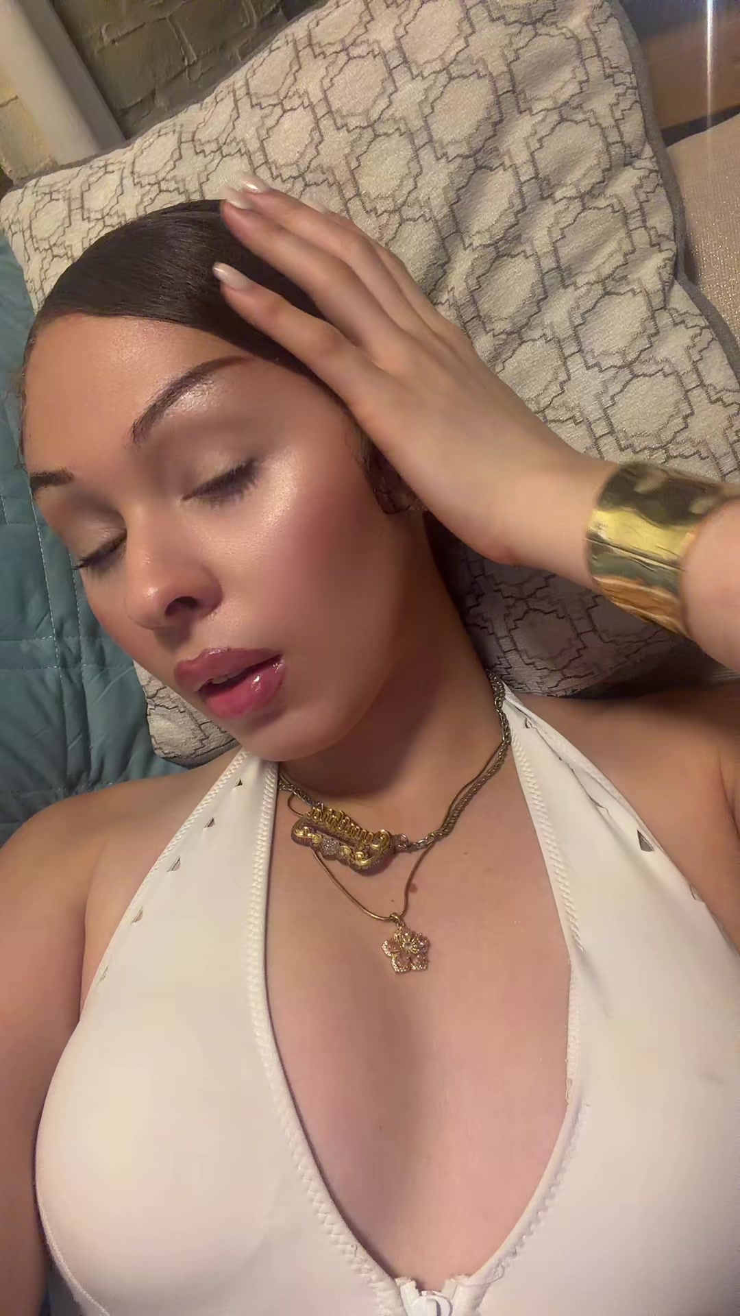 @Cynderella