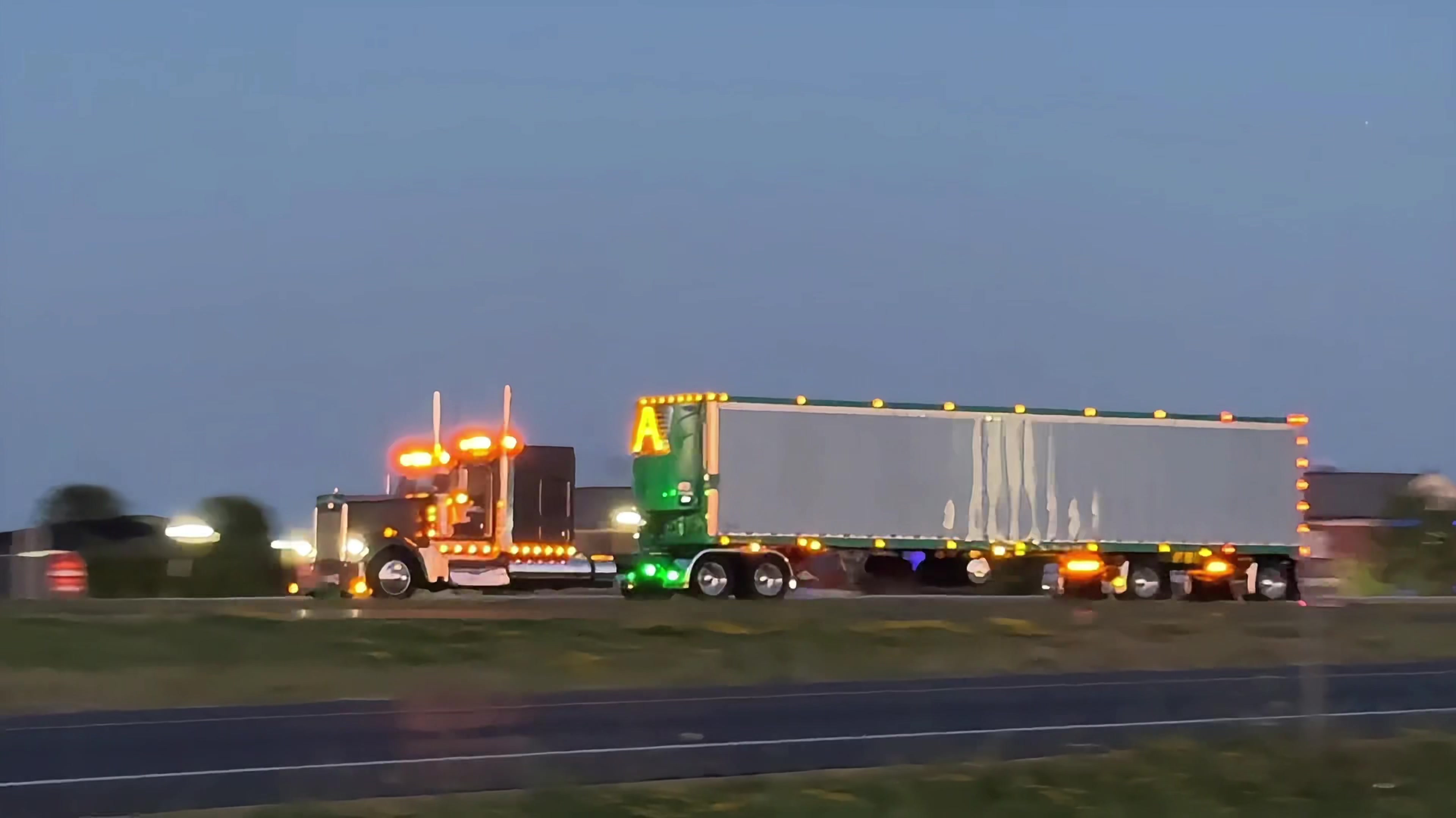 @WiscoBigRigs