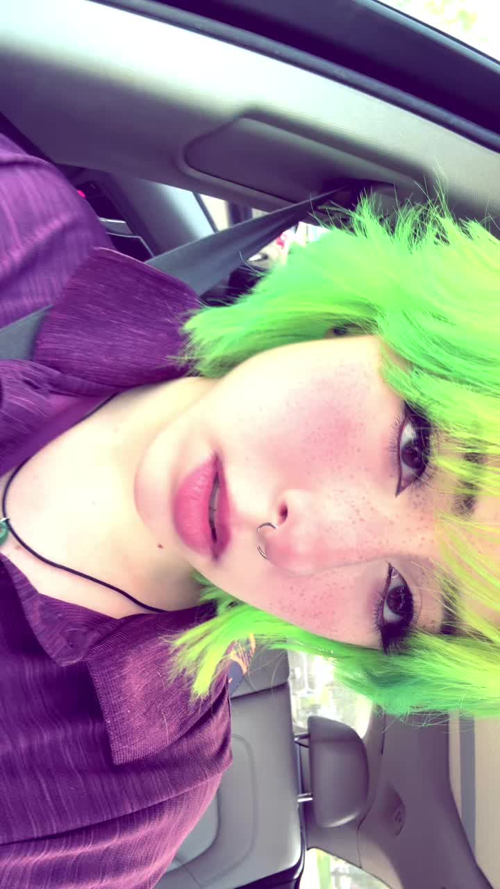 @impineapplegg