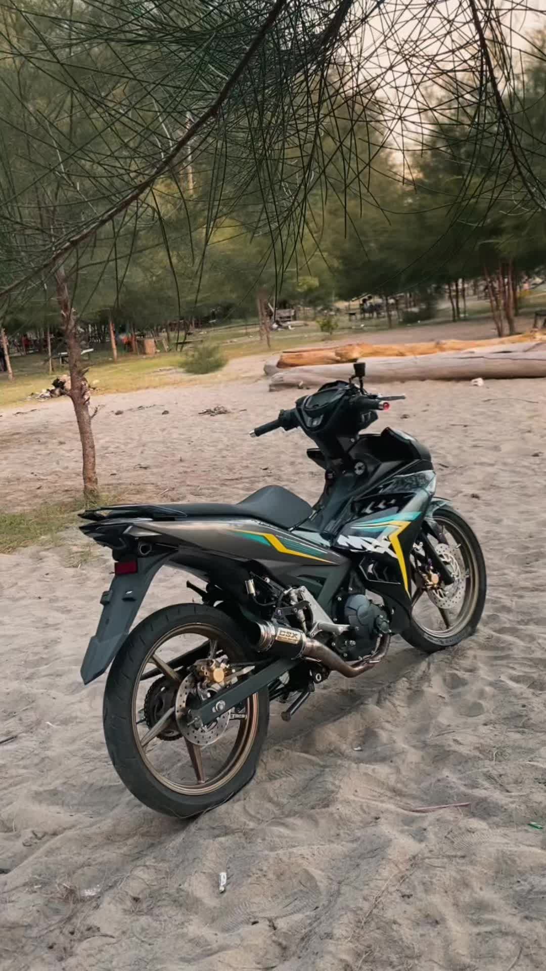 @ItsMeePanjee