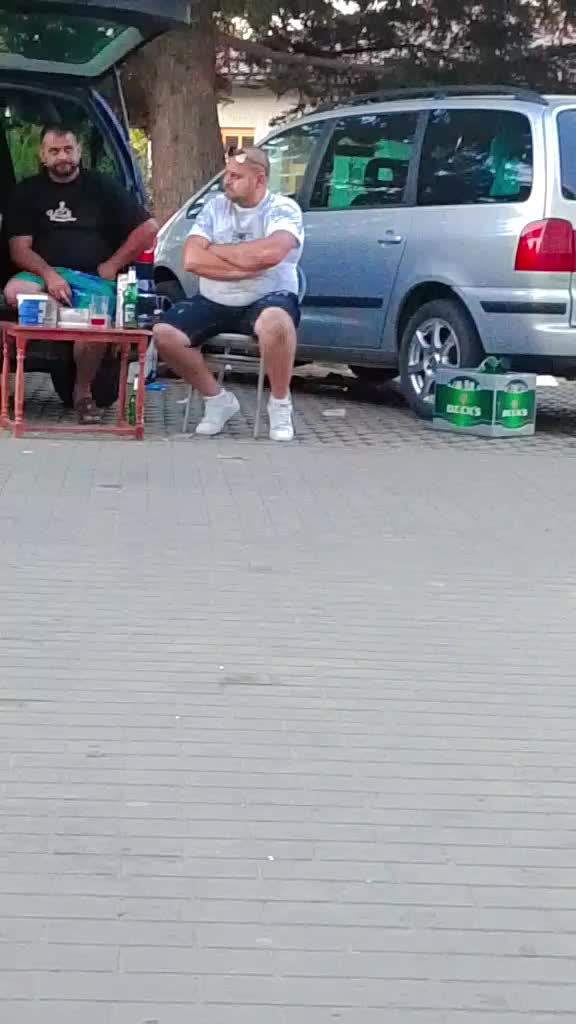 @Rosen Slavov