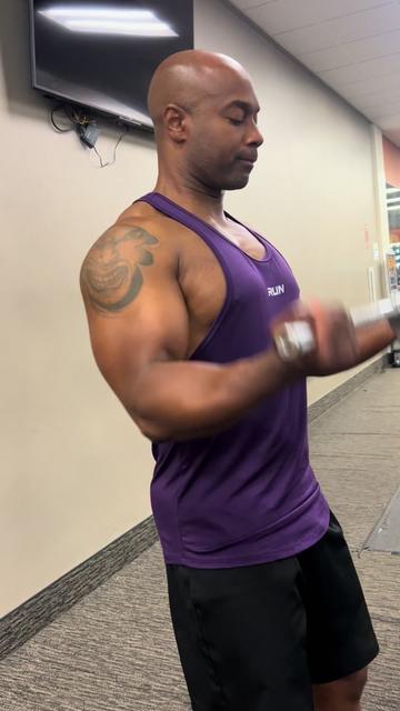 @dmv_modelsamuel