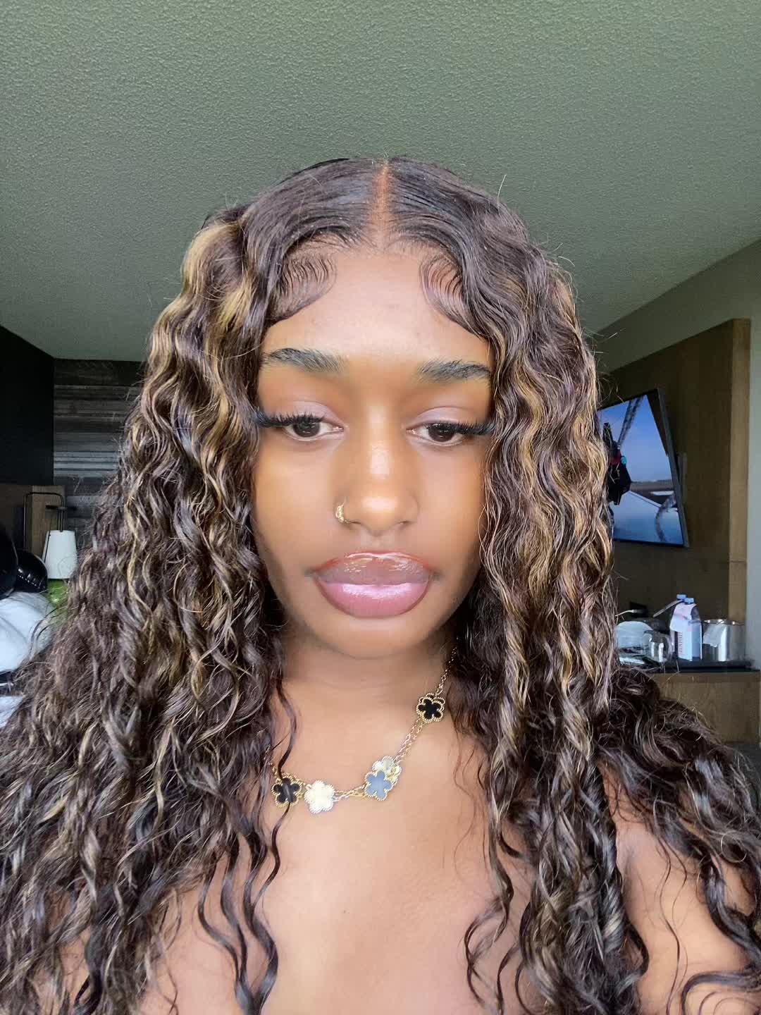 @D&rsquo;Nyijarae&rsquo;