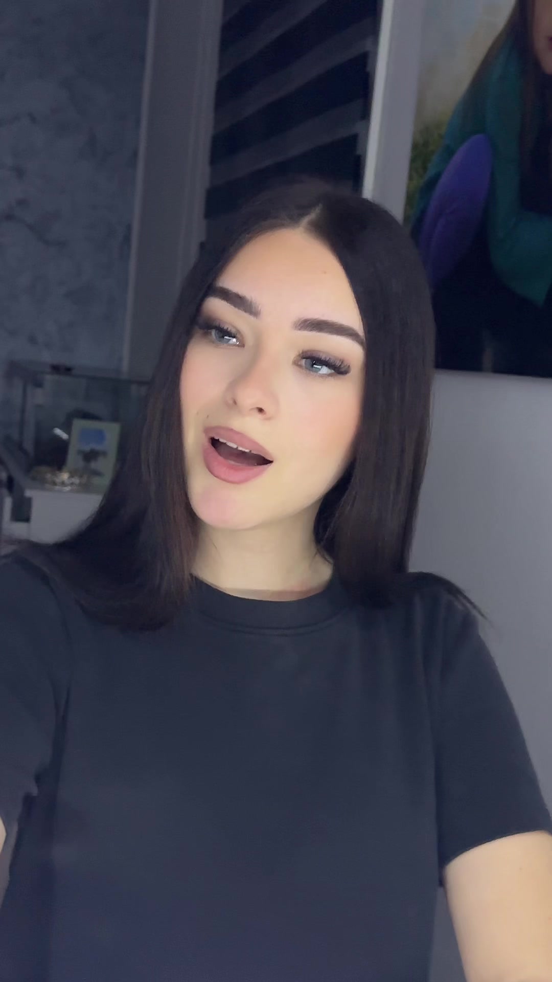 @MM