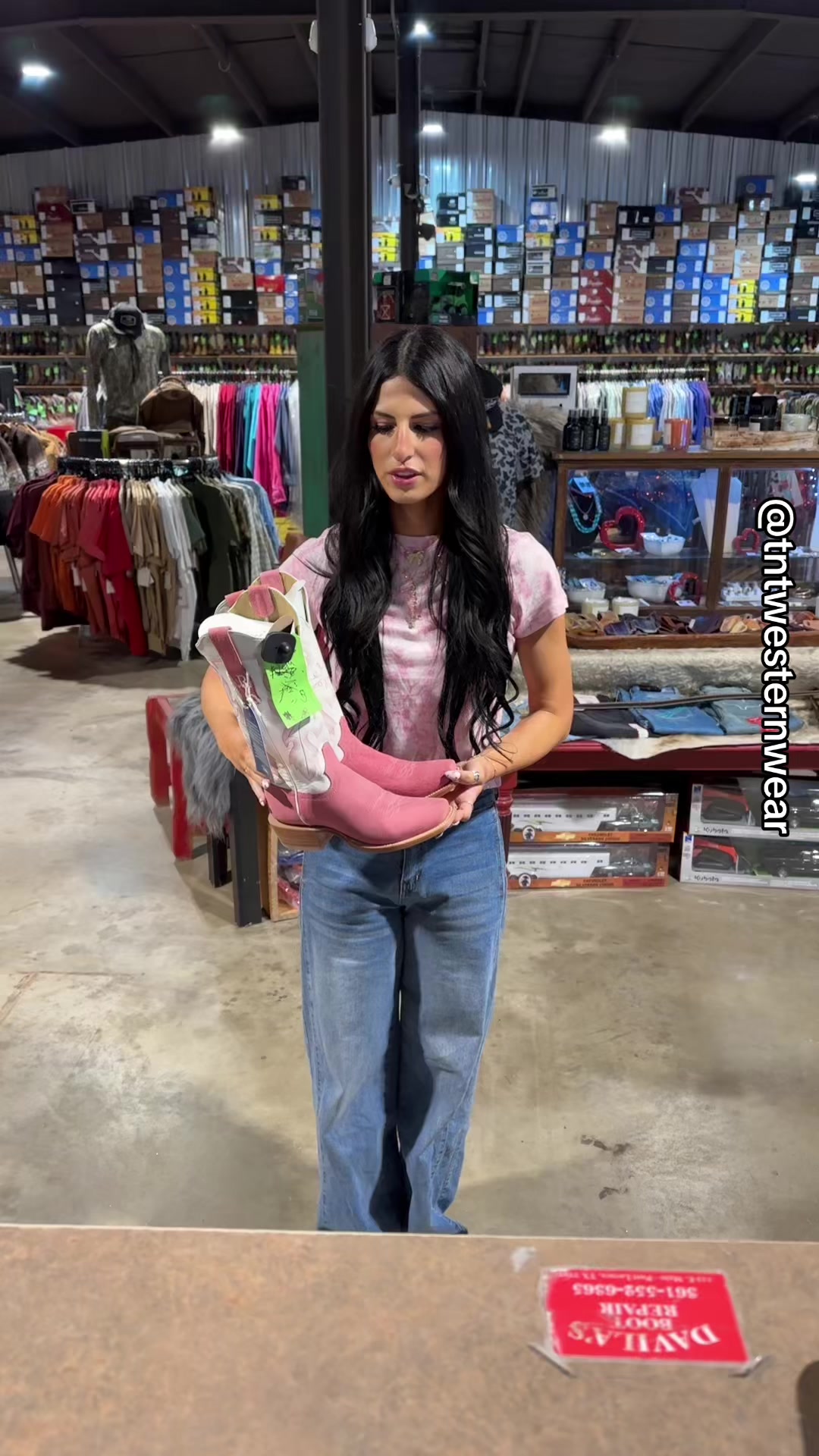 @TNT Western Wear// Bay City,Tx