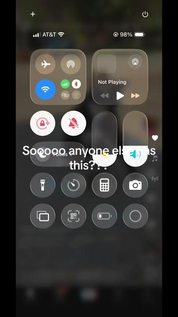 @Julli🥰