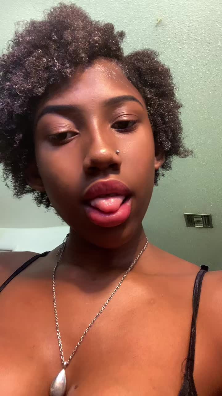 @CERTIFIED.CHERRIES 🍒