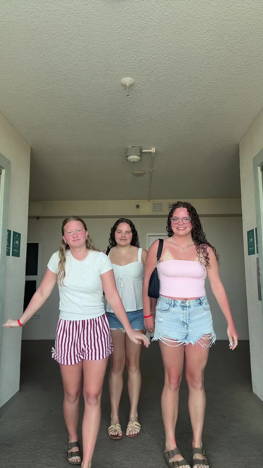 @notwhoyouthinkitis