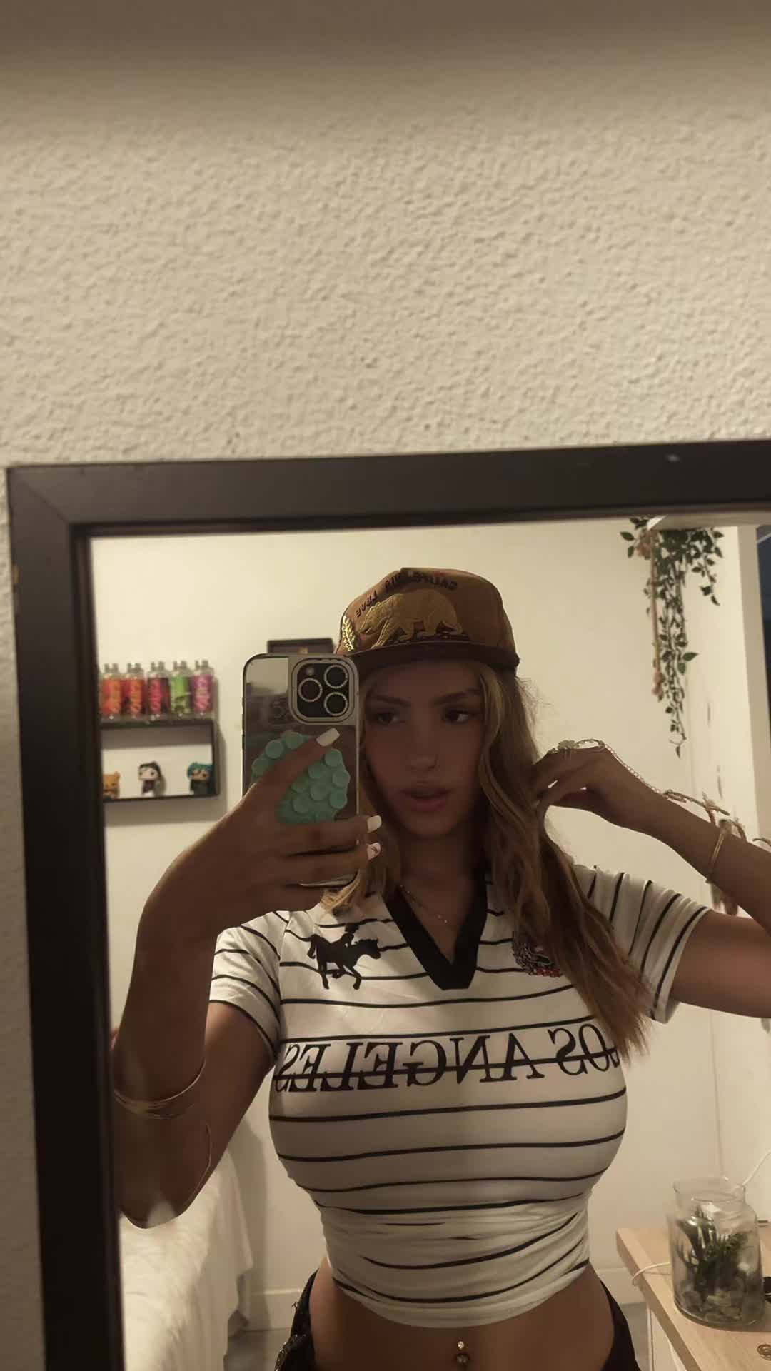 @mel_hootty